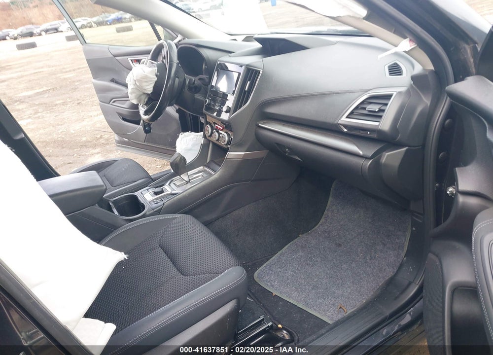2019 SUBARU FORESTER VIN: JF2SKAGC5KH585706