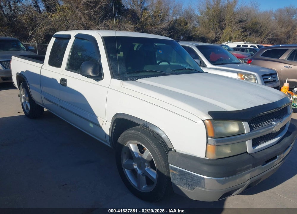 2004 CHEVROLET SILVERADO 1500 LS VIN: 2GCEC19V041401513