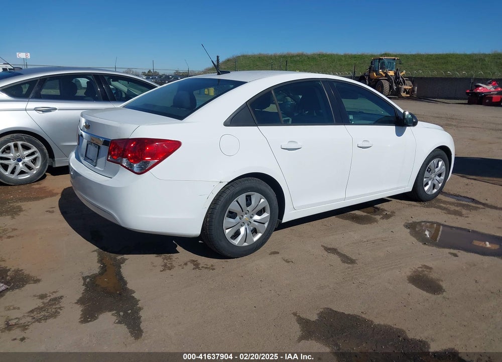 2014 CHEVROLET CRUZE VIN: 1G1PA5SG8E7436640