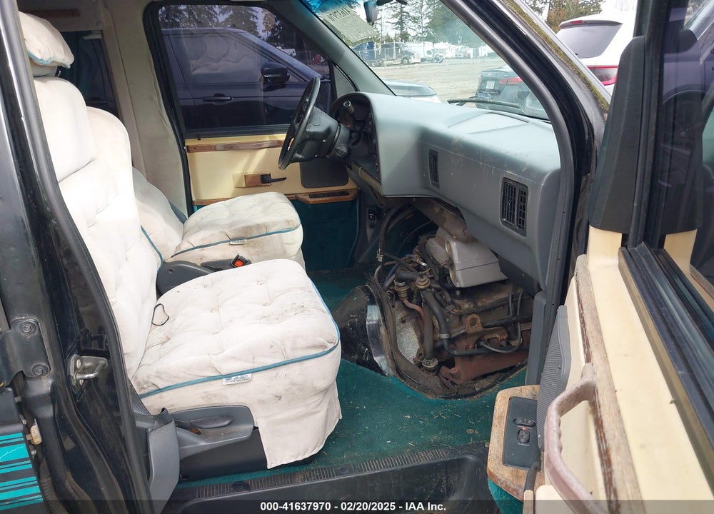 1992 FORD ECONOLINE E150 VAN VIN: 1FDEE14NXNHA02328