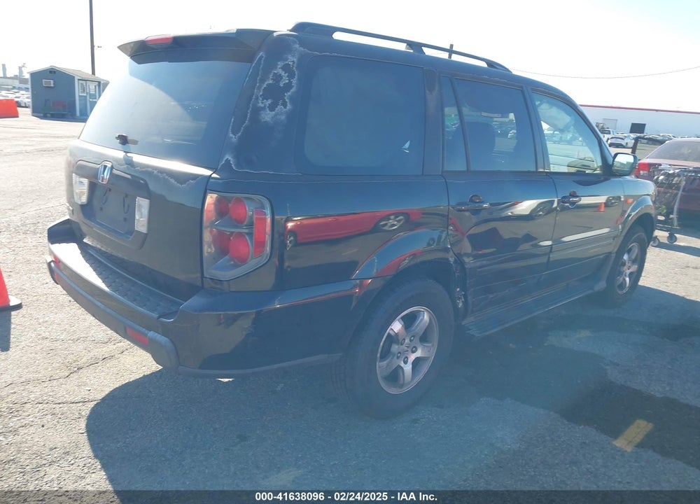 2008 HONDA PILOT EX VIN: 5FNYF28418B001112