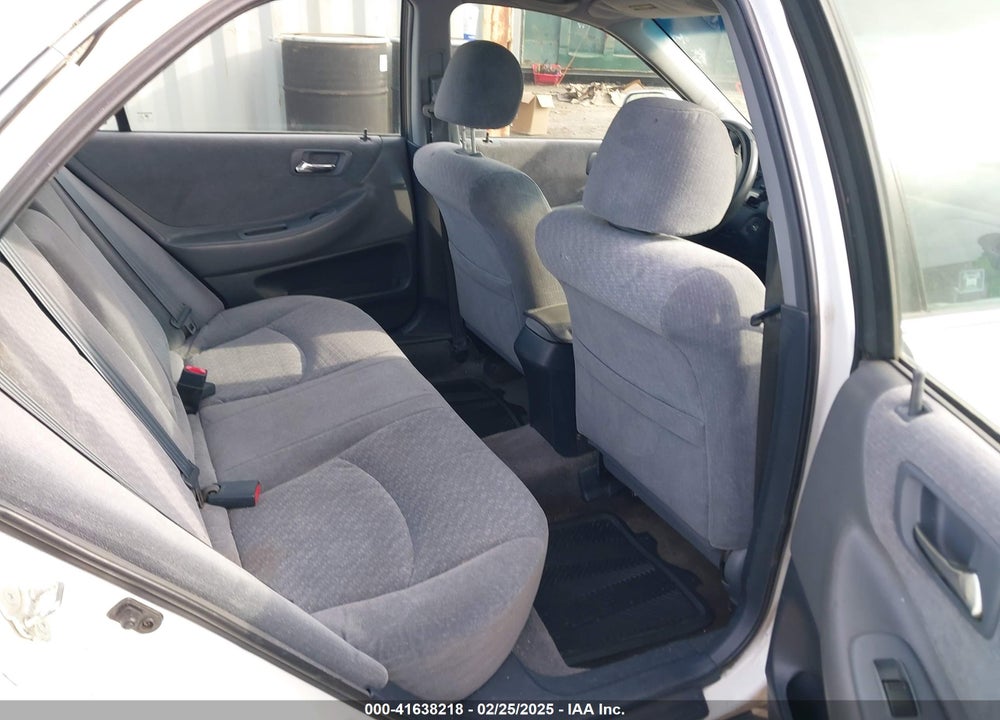 2001 HONDA ACCORD VIN: 1HGCG66521A120748
