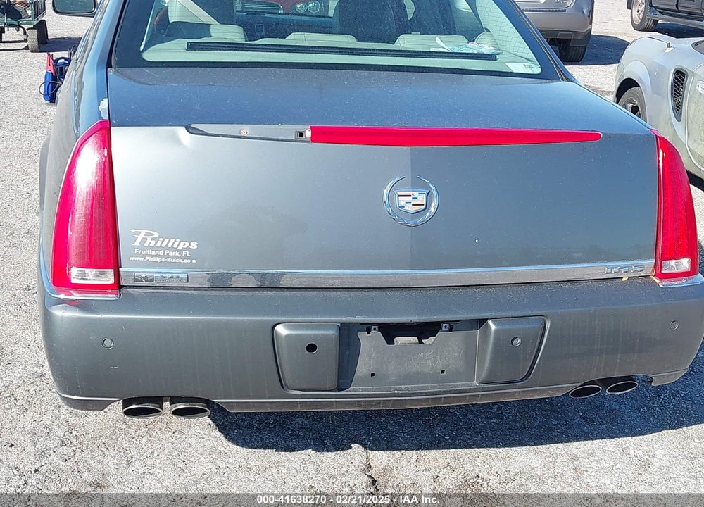 2008 CADILLAC DTS VIN: 1G6KD57Y28U155467