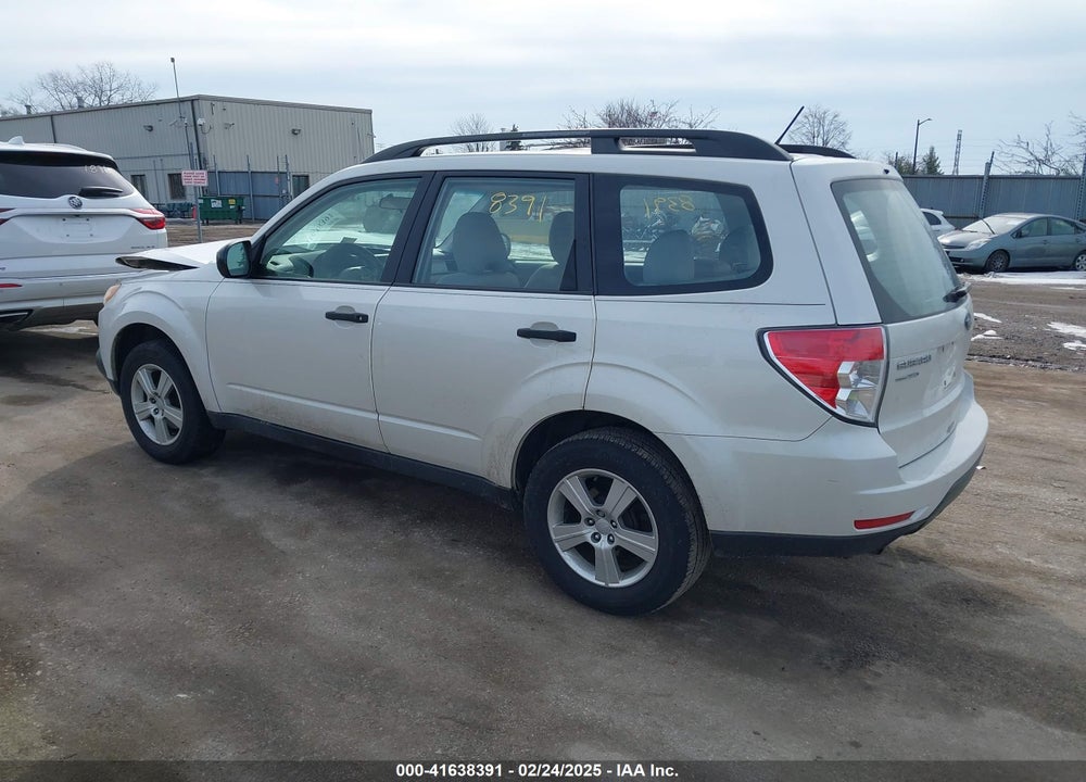 2013 SUBARU FORESTER VIN: JF2SHABC6DH435211