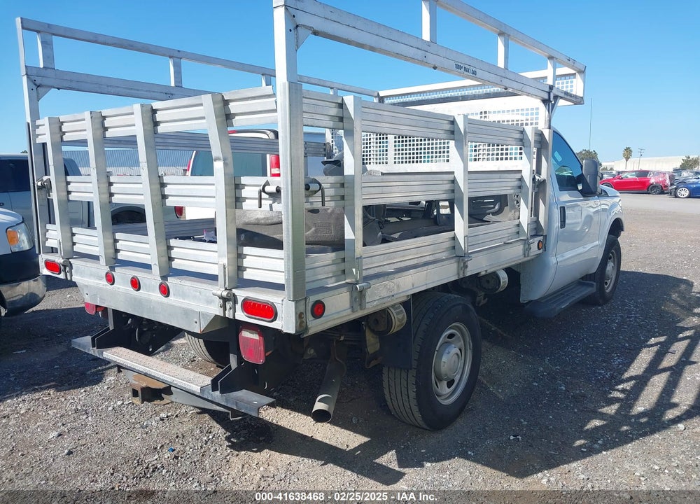 2013 FORD F-250 VIN: 1FDBF2A60DEA36359