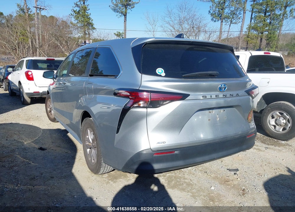 2021 TOYOTA SIENNA LE VIN: 5TDKSKFC3MS003123