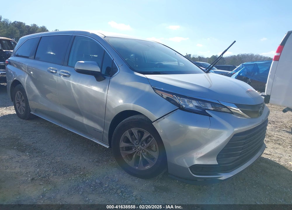2021 TOYOTA SIENNA LE VIN: 5TDKSKFC3MS003123