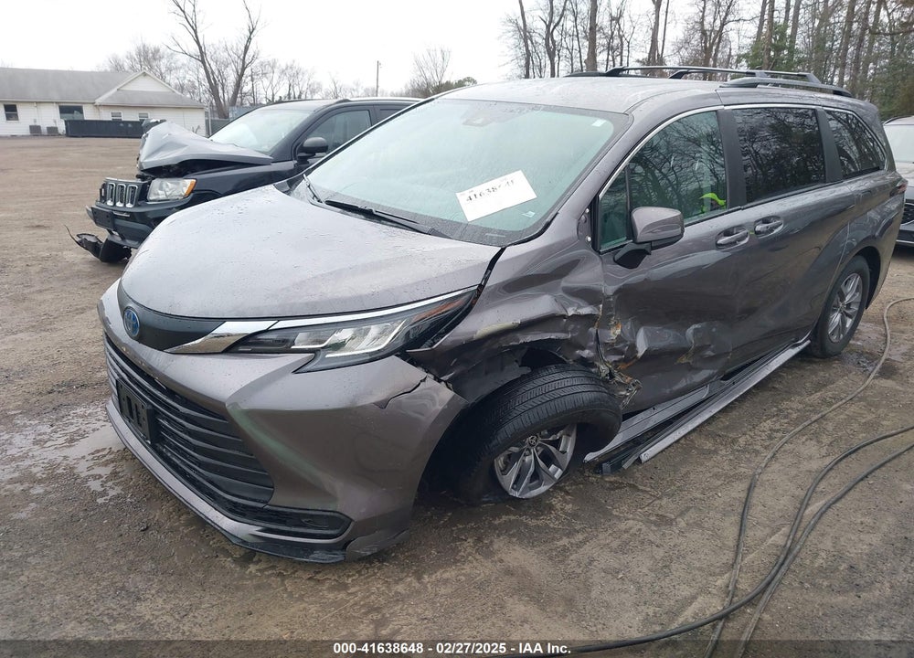 2021 TOYO SIENNA LE AWD W/8-PA VIN: 5TDKSKFC1MS030501