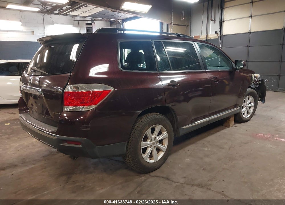 2012 TOYOTA HIGHLANDER VIN: 5TDBK3EH9CS168045