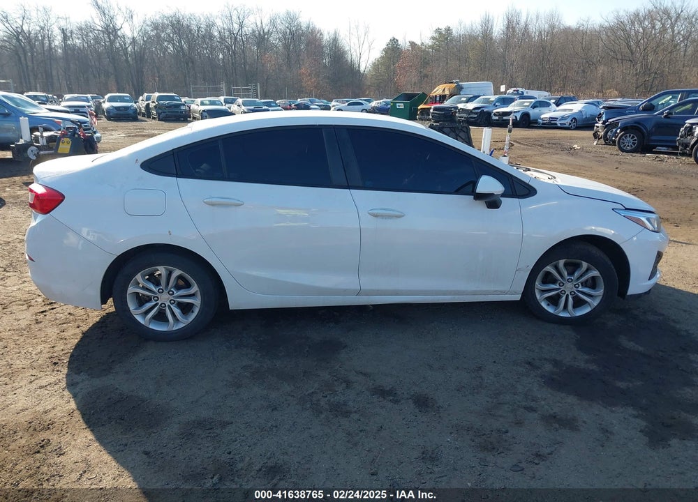 2019 CHEVROLET CRUZE VIN: 1G1BC5SM1K7129543