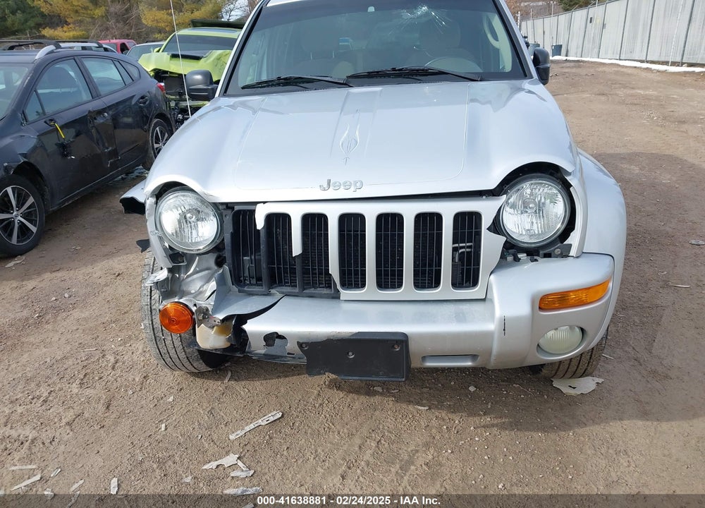 2003 JEEP LIBERTY VIN: 1J4GL58K43W631080
