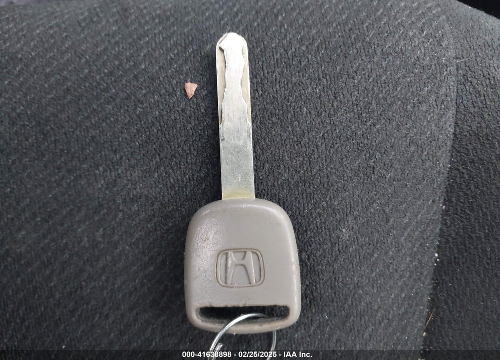 2013 HONDA ACCORD VIN: 1HGCR2F37DA186413