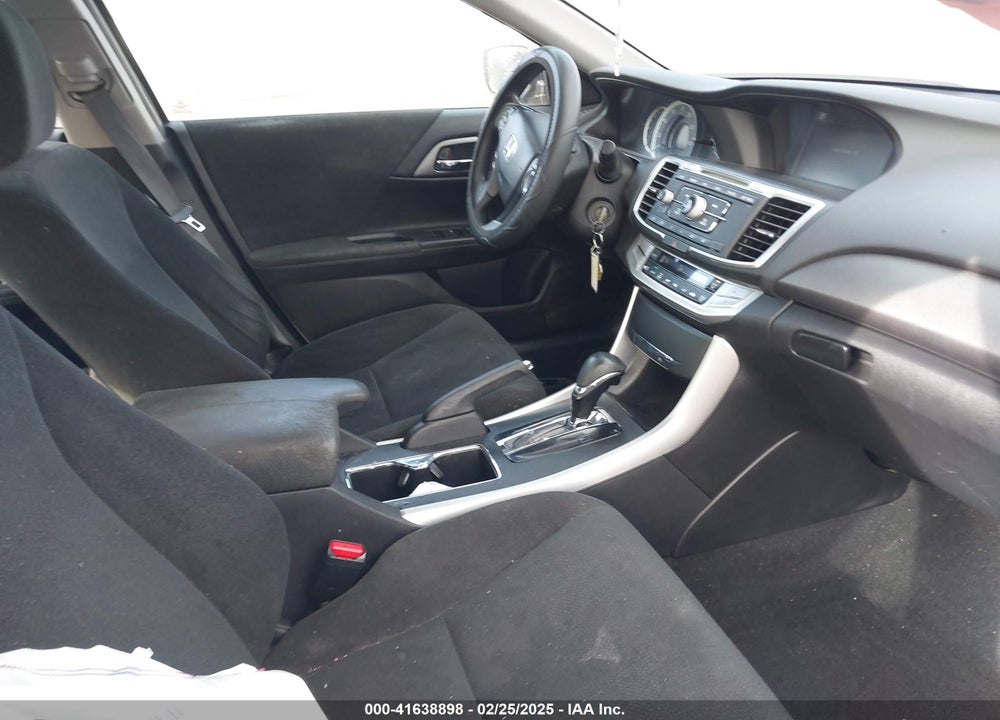 2013 HONDA ACCORD VIN: 1HGCR2F37DA186413