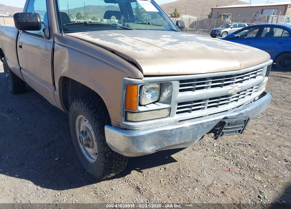 1994 CHEVROLET GMT-400 K2500 VIN: 1GCFK24K3RE207901