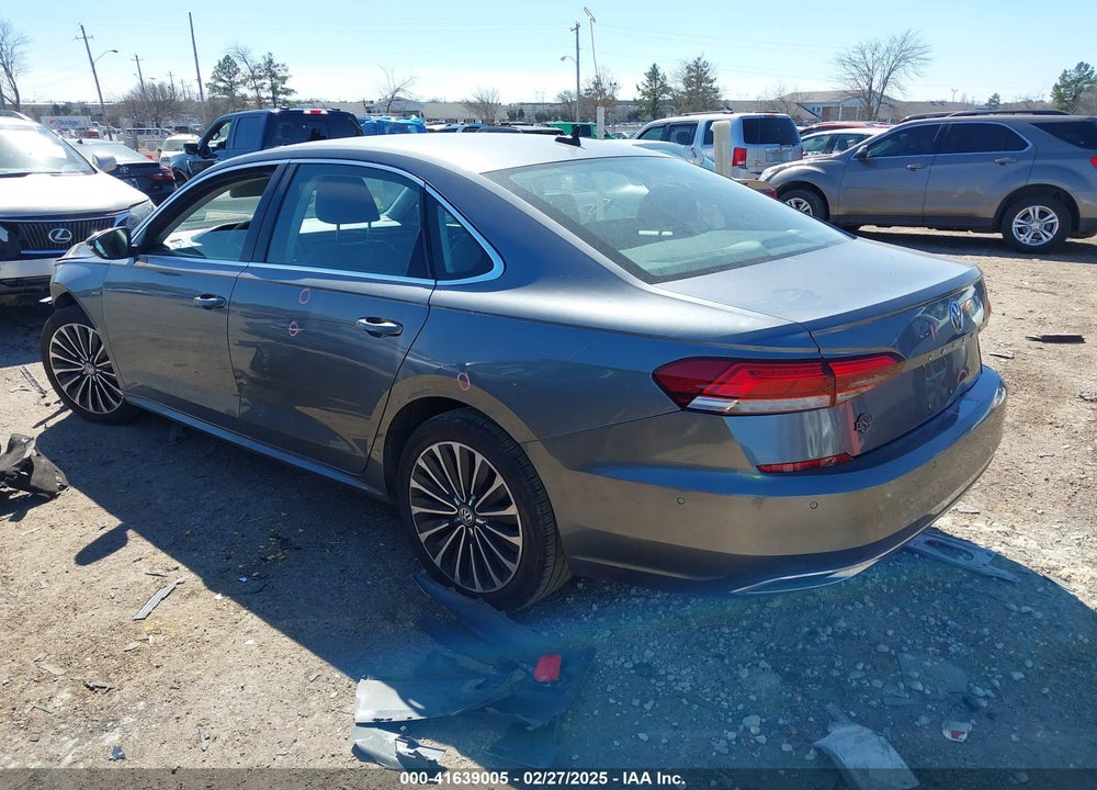 2022 VOLKSWAGEN PASSAT VIN: 1VWBA7A33NC009785