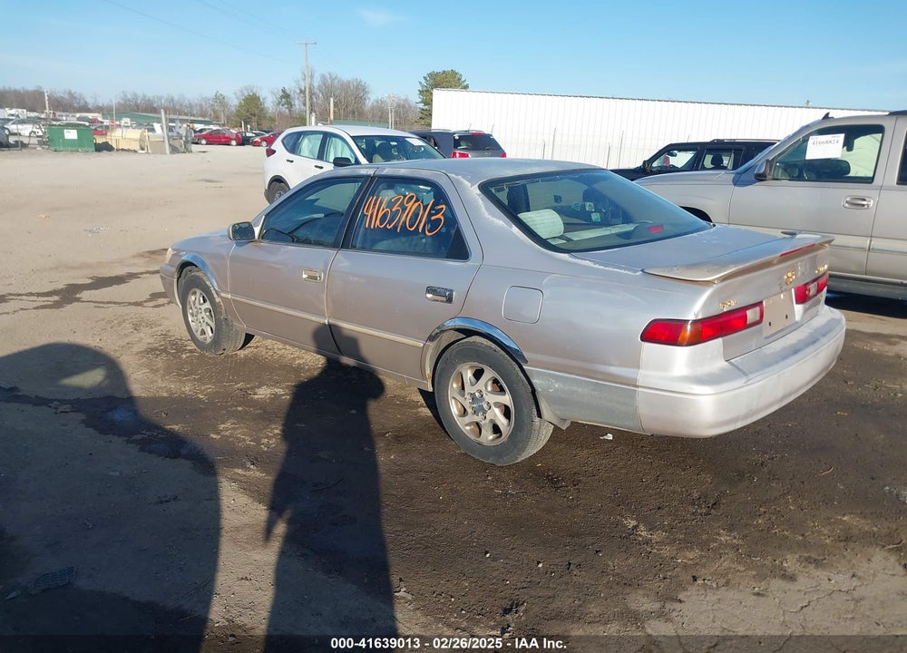 1998 TOYOTA CAMRY XLE V6 VIN: 4T1BF28K3WU055466