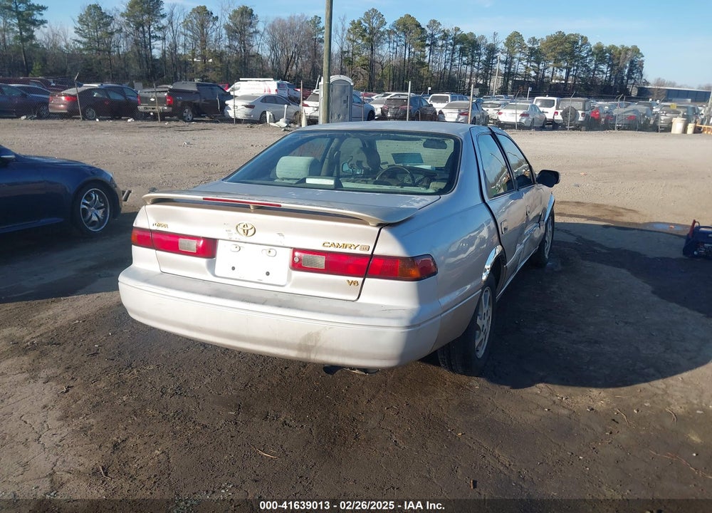 1998 TOYOTA CAMRY XLE V6 VIN: 4T1BF28K3WU055466