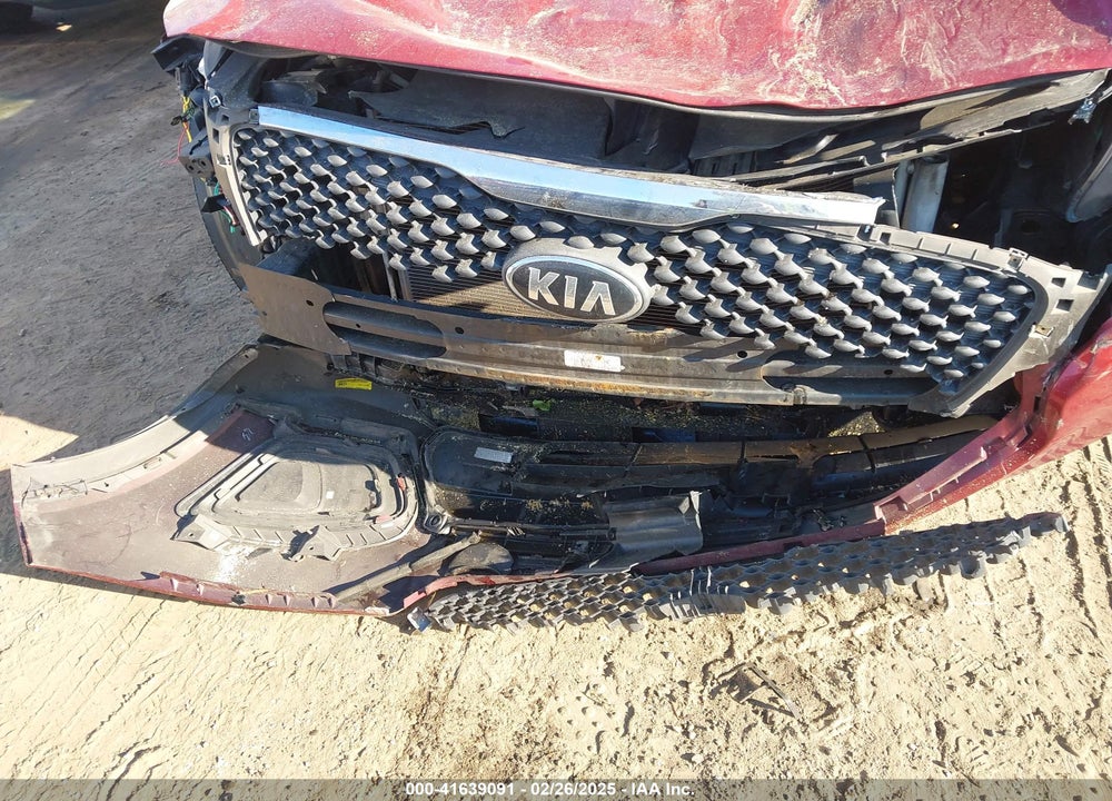2018 KIA SORENTO VIN: 5XYPGDA53JG425123