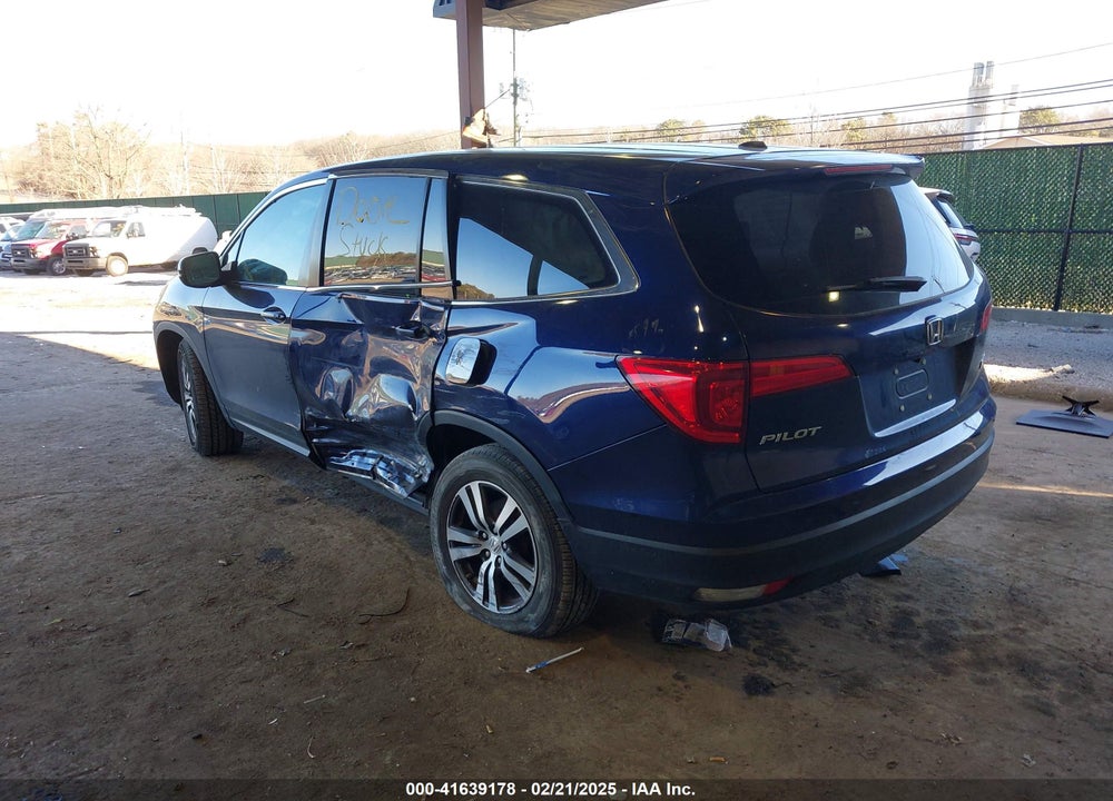 2018 HONDA PILOT VIN: 5FNYF6H50JB031191