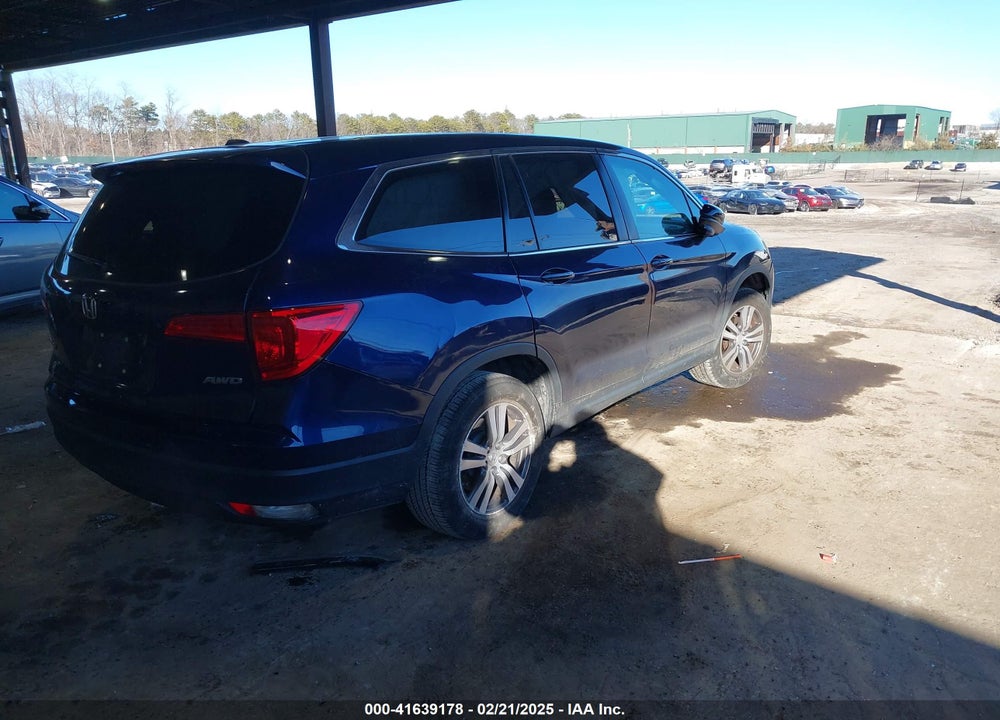 2018 HONDA PILOT VIN: 5FNYF6H50JB031191