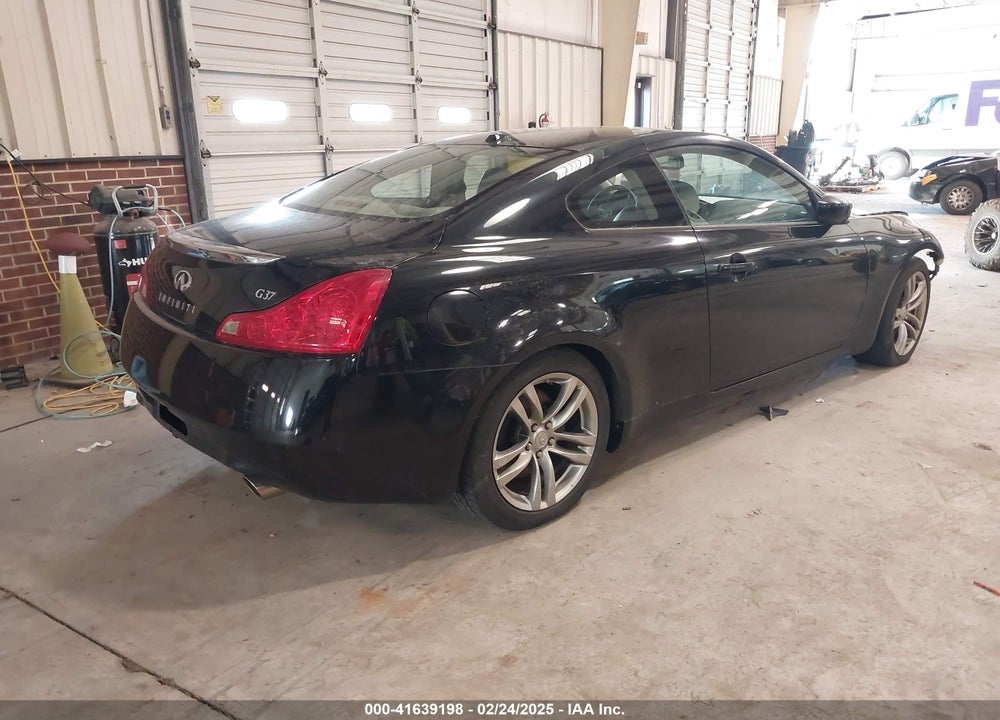 2008 INFINITI G37 VIN: JNKCV64E58M126199