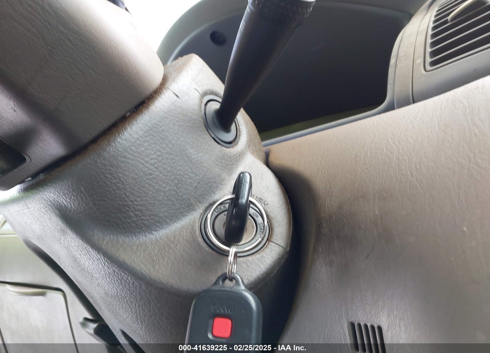 2006 TOYOTA COROLLA VIN: 2T1BR32E56C615098