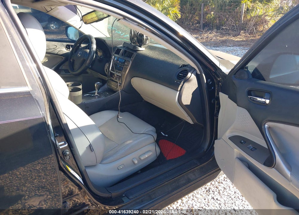 2007 LEXUS IS 250 VIN: JTHBK262375026370