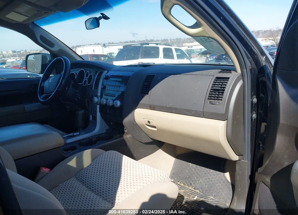2008 TOYOTA TUNDRA SR5 5.7L V8 VIN: 5TBBV54168S520506
