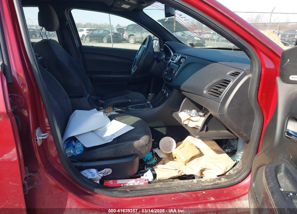 2013 CHRYSLER 200 VIN: 1C3CCBCG5DN573806