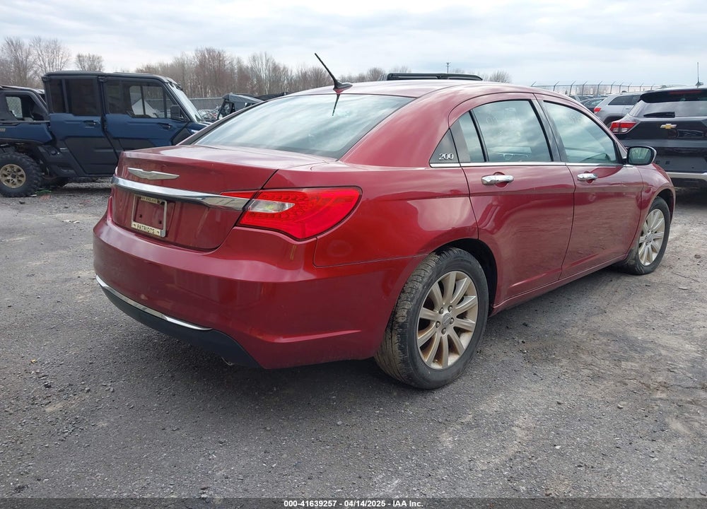 2013 CHRYSLER 200 VIN: 1C3CCBCG5DN573806