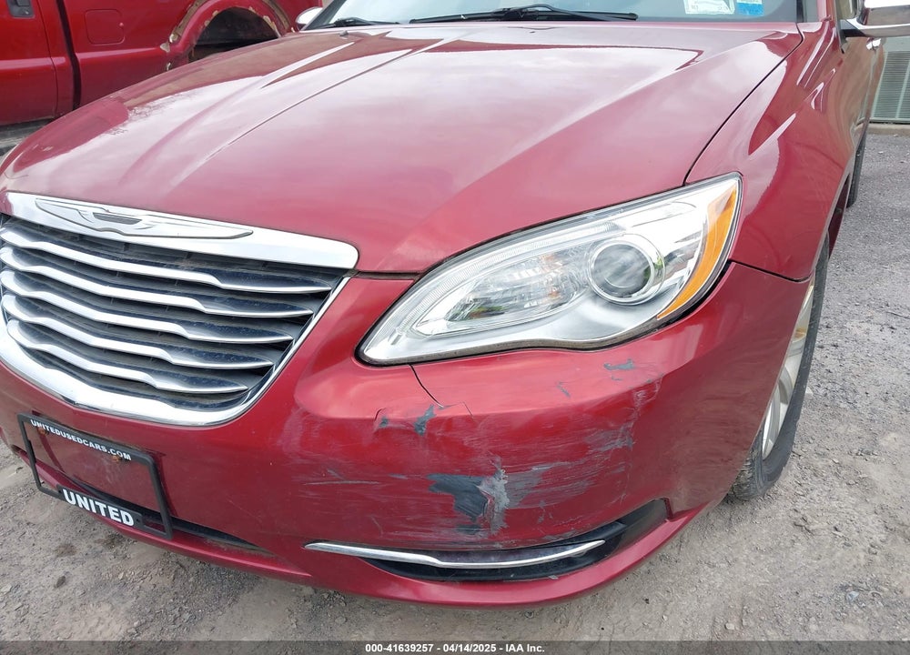 2013 CHRYSLER 200 VIN: 1C3CCBCG5DN573806