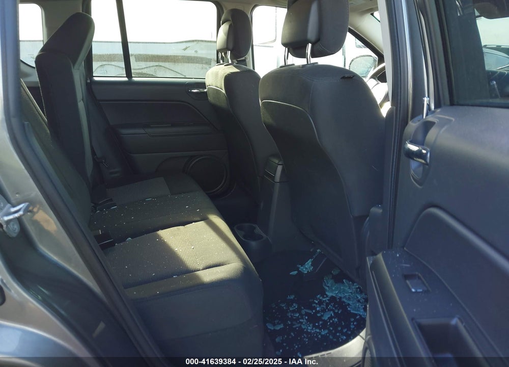 2013 JEEP COMPASS LATITUDE VIN: 1C4NJDEB4DD246116
