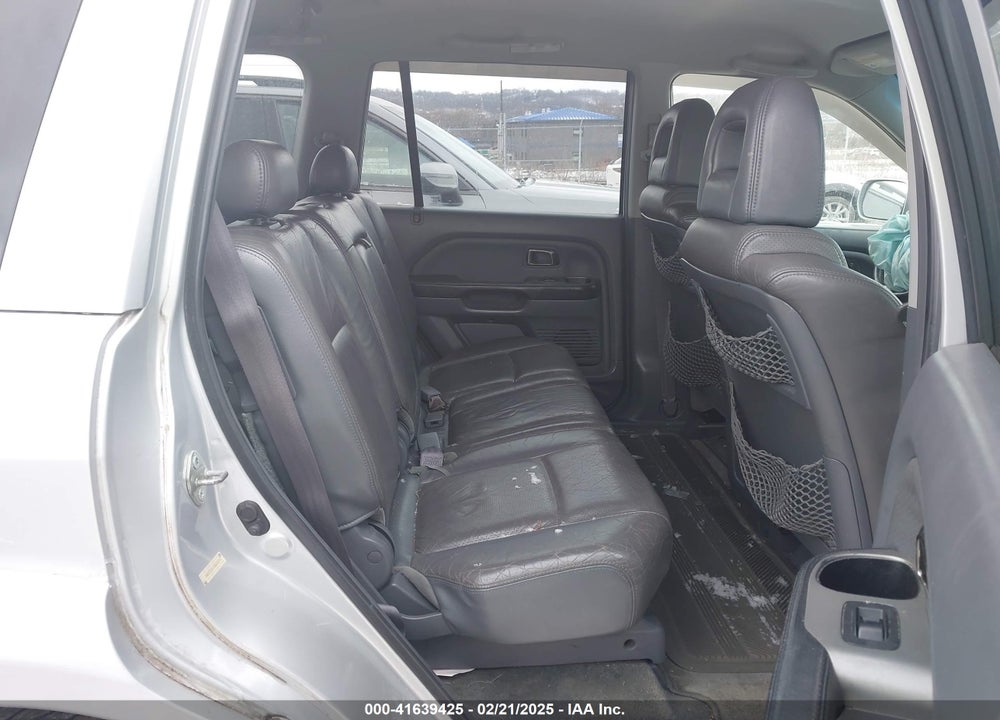 2004 HONDA PILOT EX-L VIN: 2HKYF18574H608193