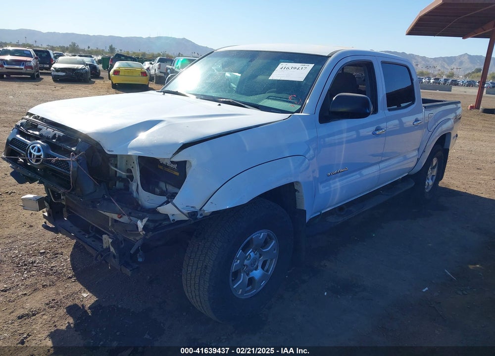 2015 TOYOTA TACOMA VIN: 5TFLU4EN6FX123802