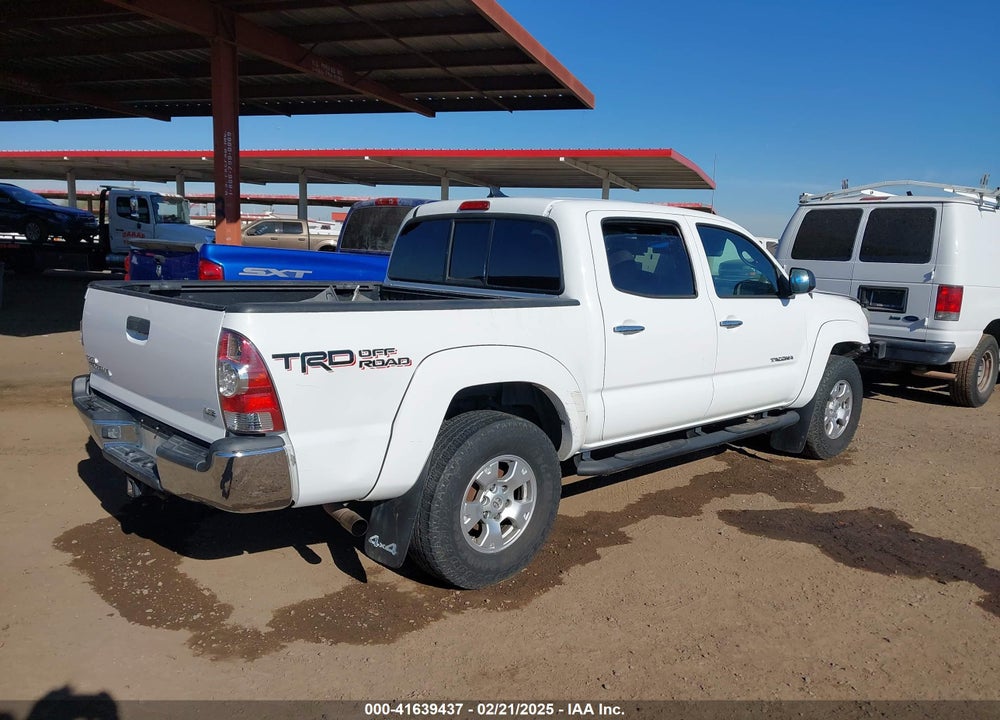 2015 TOYOTA TACOMA VIN: 5TFLU4EN6FX123802
