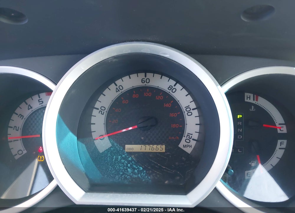 2015 TOYOTA TACOMA VIN: 5TFLU4EN6FX123802