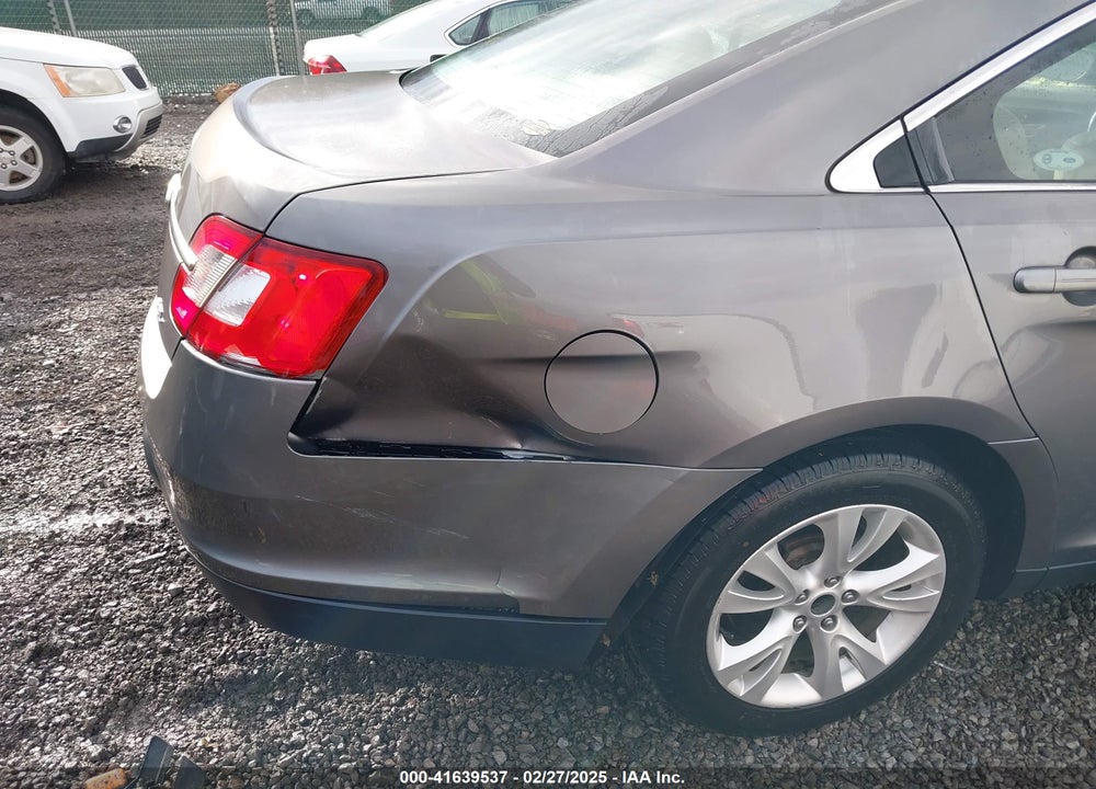 2011 FORD TAURUS SEL VIN: 1FAHP2EW6BG134860