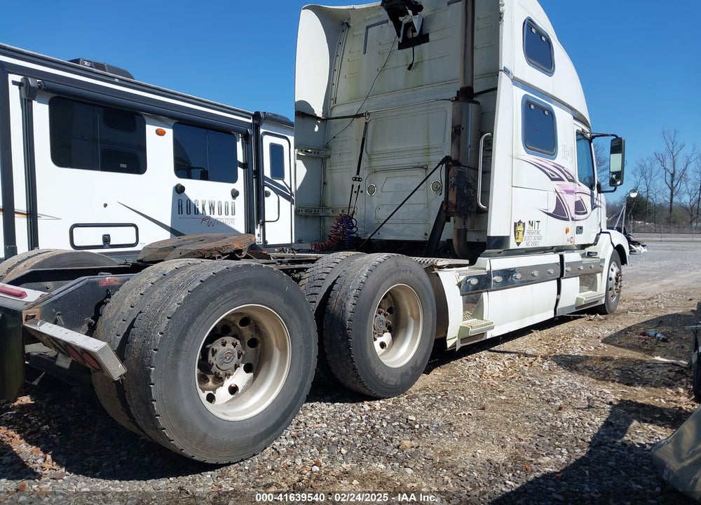 2007 VOLVO VN VNL VIN: 4V4NC9GH57N458020