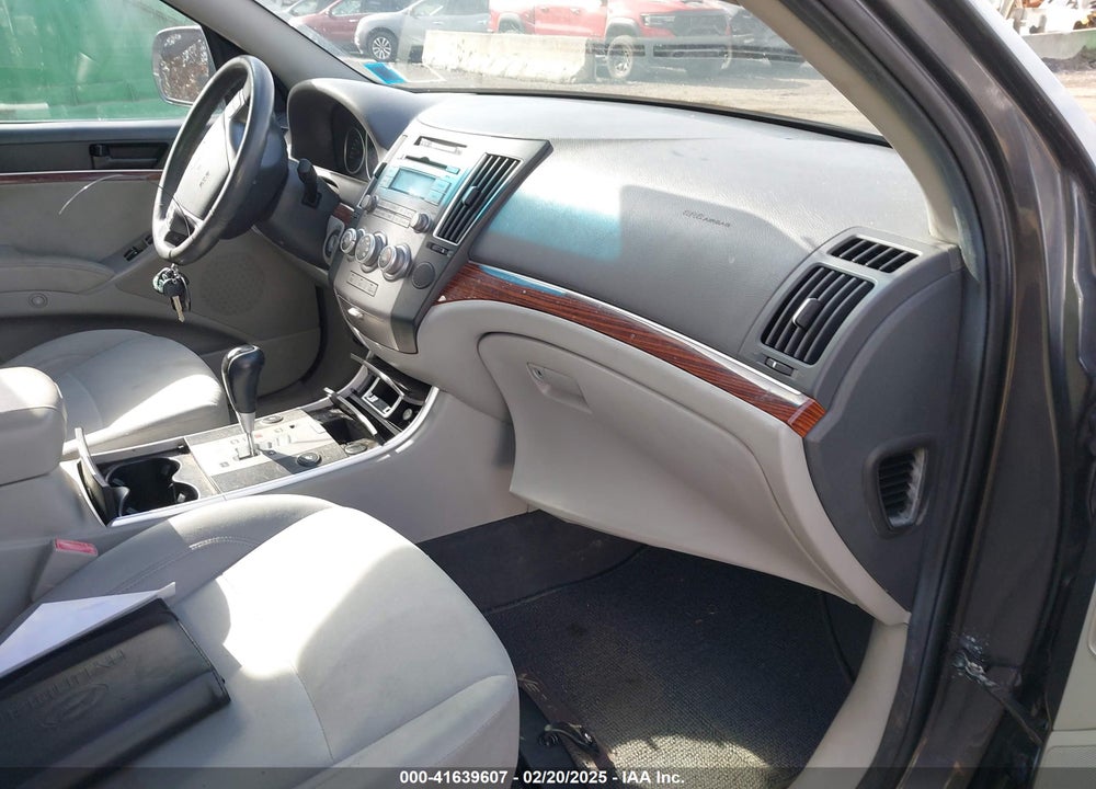 2010 HYUNDAI VERACRUZ GLS VIN: KM8NUDCC4AU135155