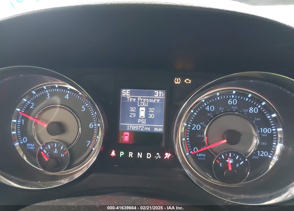 2011 CHRYSLER TOWN & COUNTRY TOURING VIN: 2A4RR5DG5BR702044
