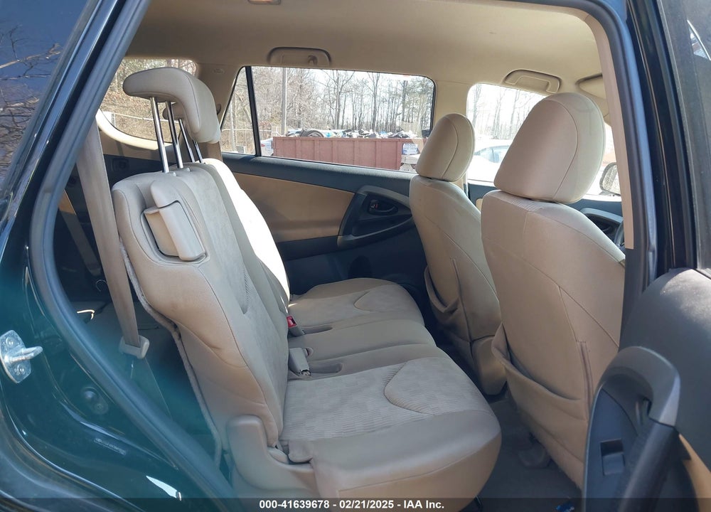 2011 TOYOTA RAV4 VIN: 2T3JF4DV3BW099265