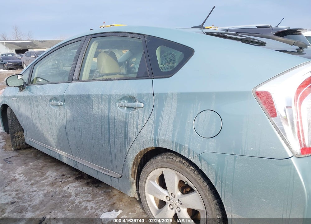 2013 TOYOTA PRIUS VIN: JTDKN3DU2D5675687