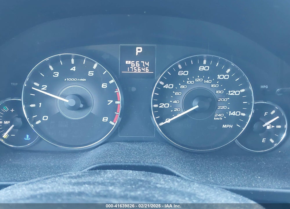 2011 SUBARU OUTBACK 2.5I PREMIUM VIN: 4S4BRBCCXB3404520