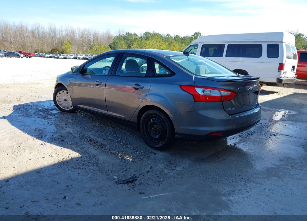 2014 FORD FOCUS VIN: 1FADP3F24EL422310