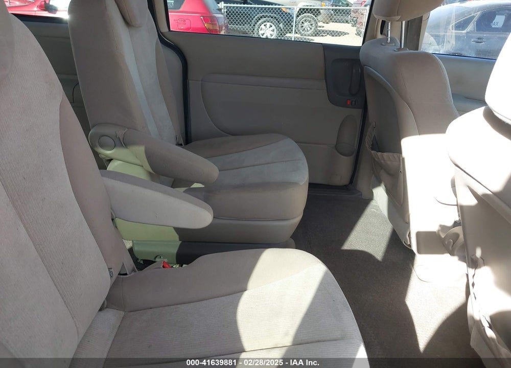 2012 KIA SEDONA LX VIN: KNDMG4C78C6484482
