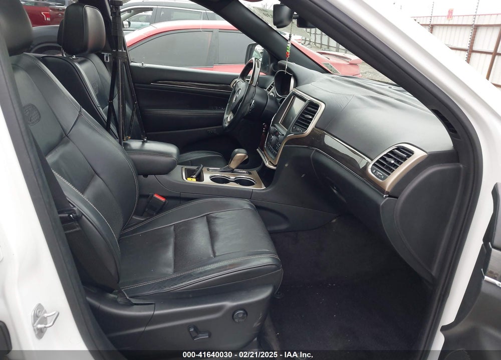 2016 JEEP GRAND CHEROKEE VIN: 1C4RJECG7GC390842
