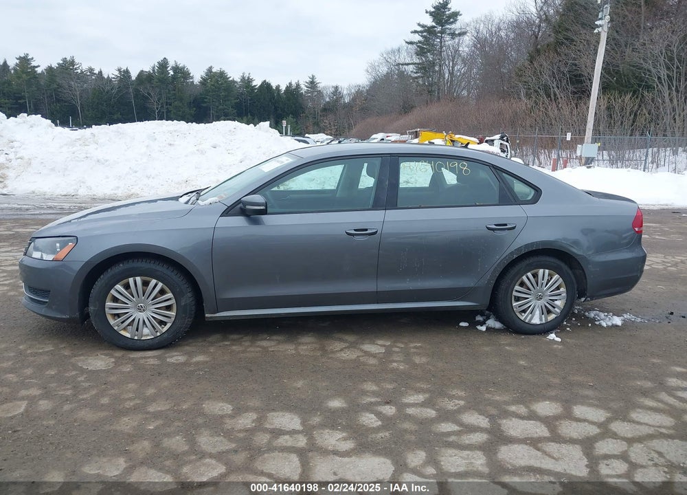 2014 VOLKSWAGEN PASSAT VIN: 1VWAT7A38EC110410