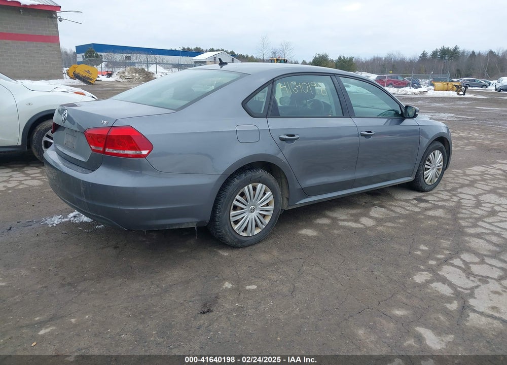2014 VOLKSWAGEN PASSAT VIN: 1VWAT7A38EC110410