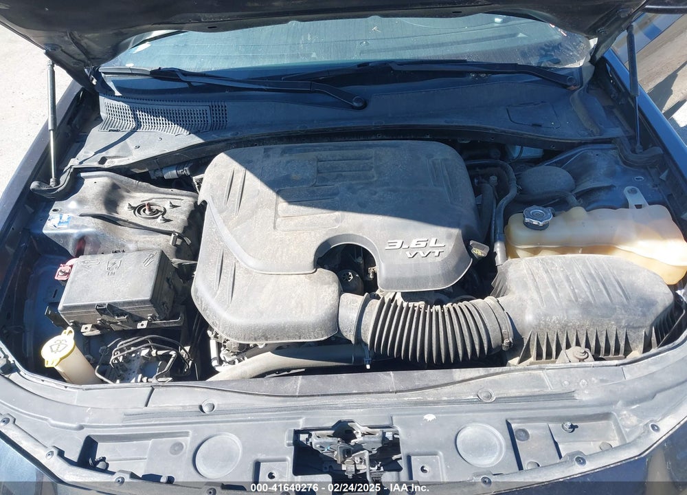 2018 CHRYSLER 300 VIN: 2C3CCABG9JH191147