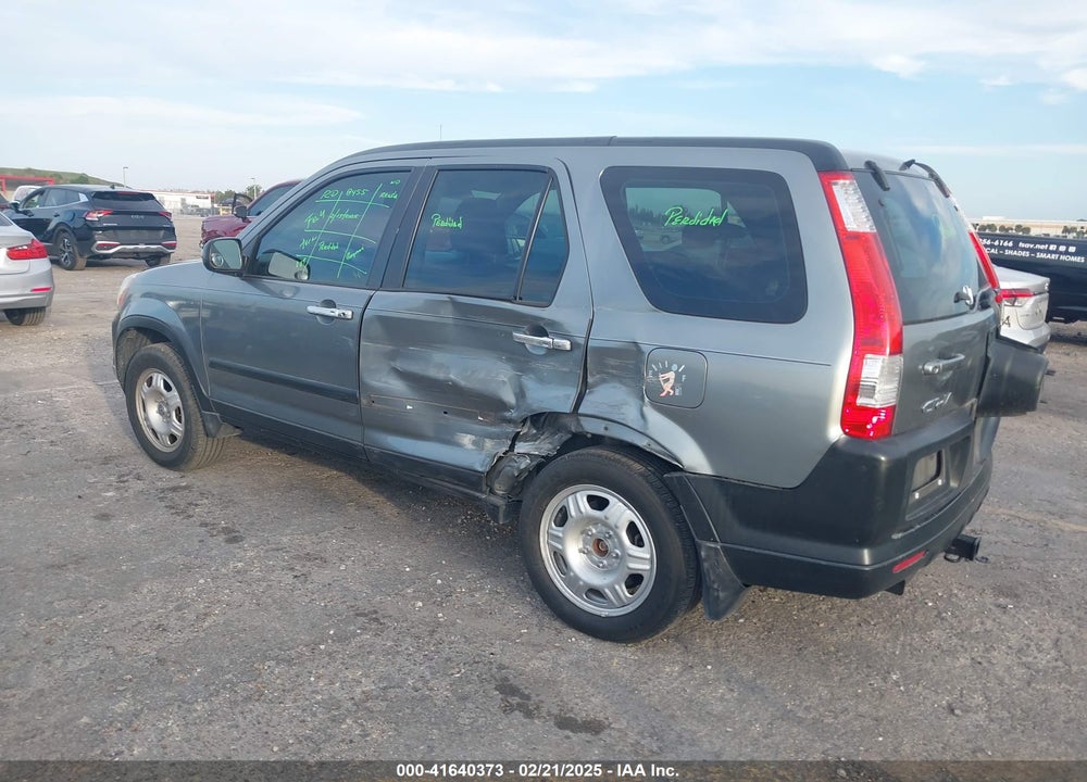 2005 HONDA CR-V LX VIN: SHSRD68565U307026